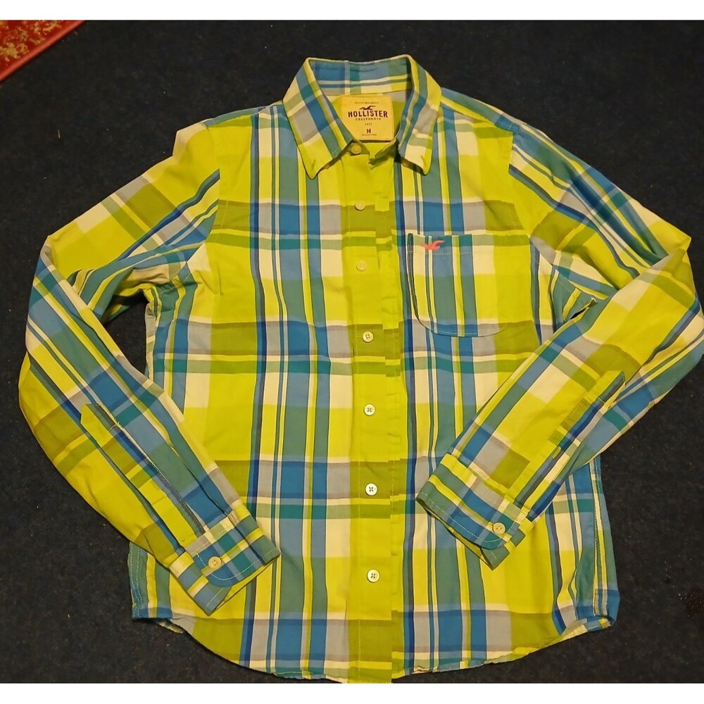 Hollister plaid green/blue button down long sleeve shirt medium